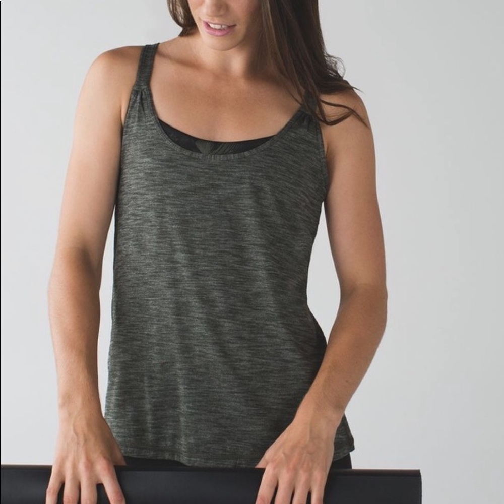 Lululemon tank built in bra
